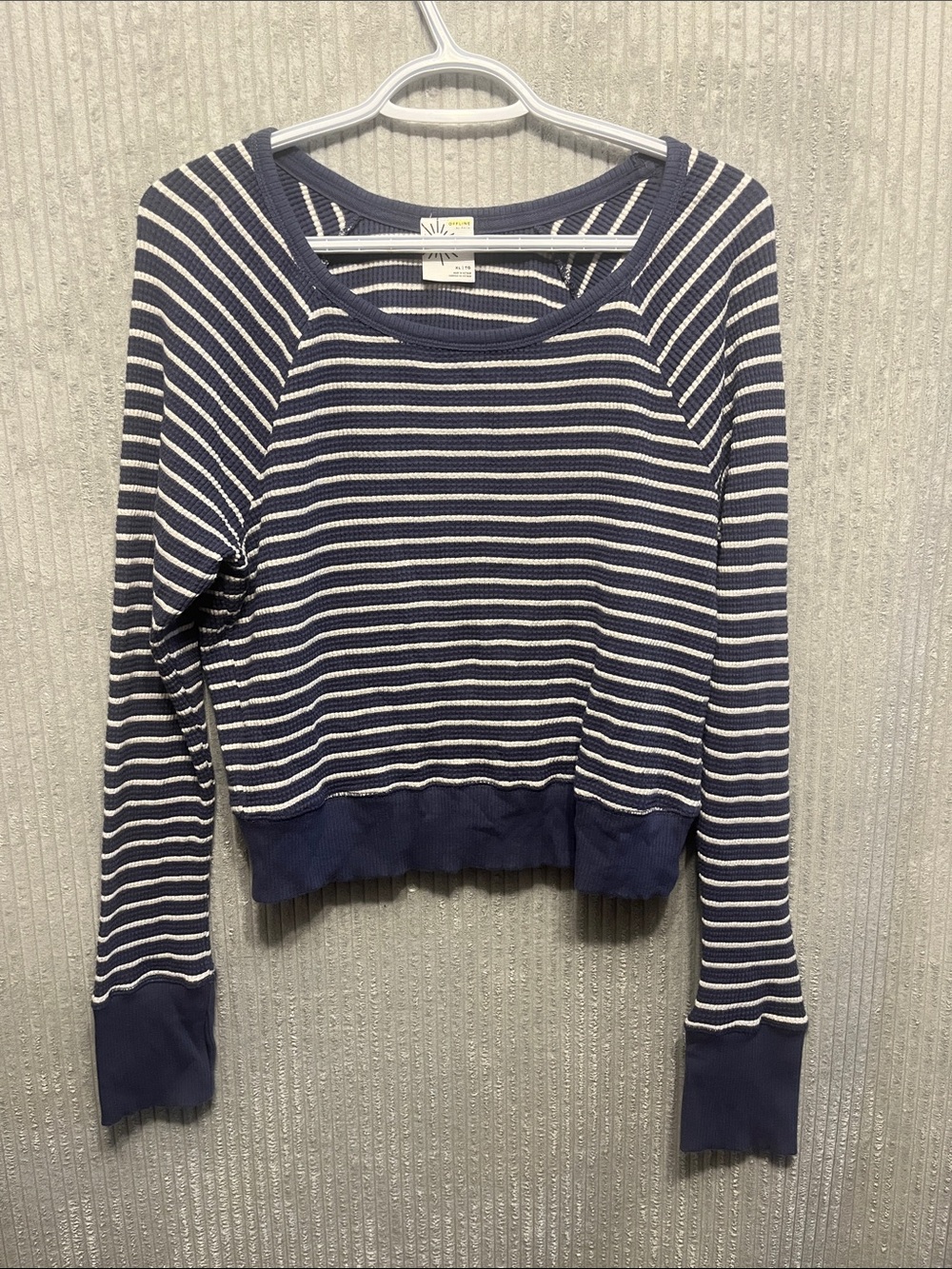 Offline by Aerie Striped Navy and White Long-Sleeve Crew Tee XL